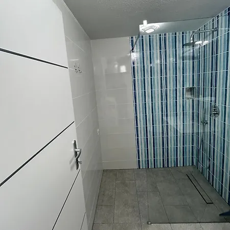 Apartment Apartma Tayana - Parking Included !!!