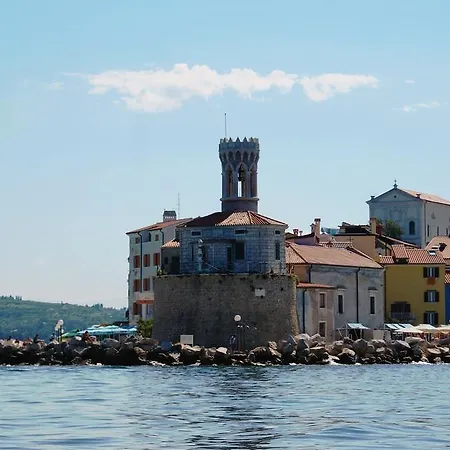 Apartma Tayana - With Affordable Parking !!! * Piran