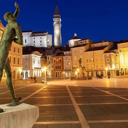 Apartma Tayana - With Affordable Parking !!! Apartamento Piran