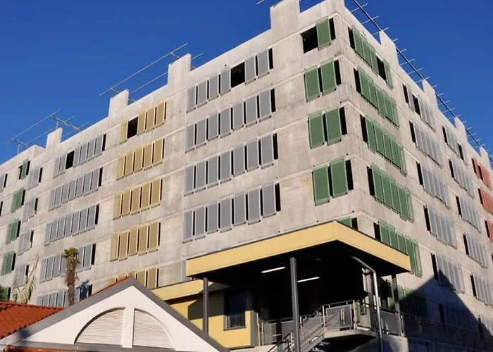 Apartma Tayana - With Affordable Parking !!! アパート ピラン