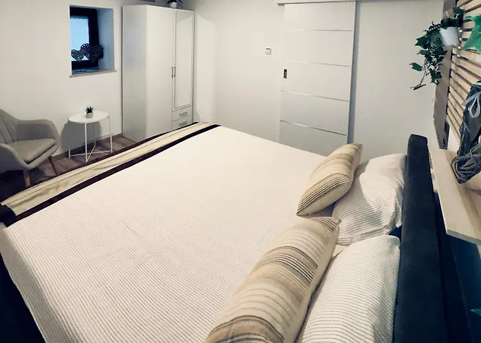 Lägenhet Apartma Tayana - With Affordable Parking !!!