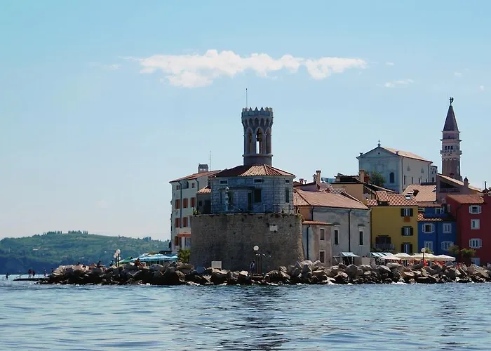 Apartma Tayana - With Affordable Parking !!! * Piran